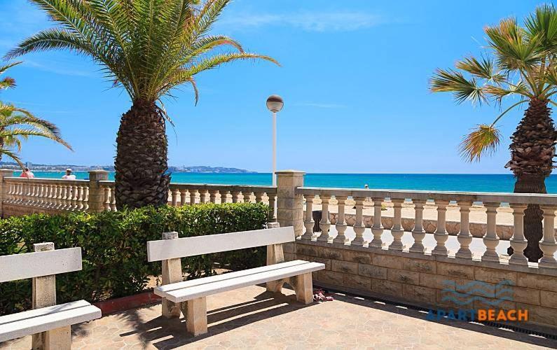 דירות קמברילס Apartbeach Marina Playa Climatizado Y Vistas Playa מראה חיצוני תמונה